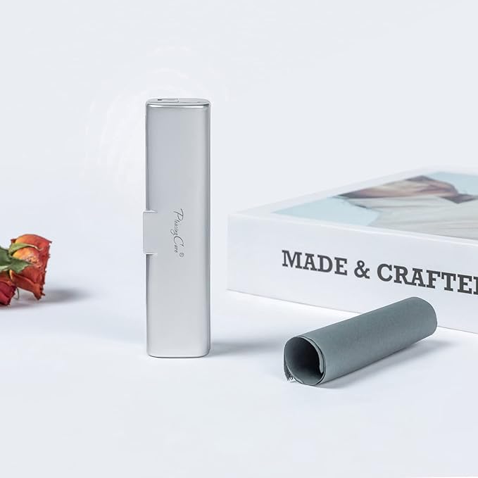 Natural Oil Blotting Paper Roll, Refillable Compact Dispenser No Shine Sheets, Absorb Excess Shine on Face or Scalp Instantly, Men and Women Facial Skin Care or Make Up Must Have (Bamboo Charcoal)