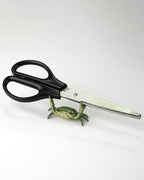 Crab pen holder for desk