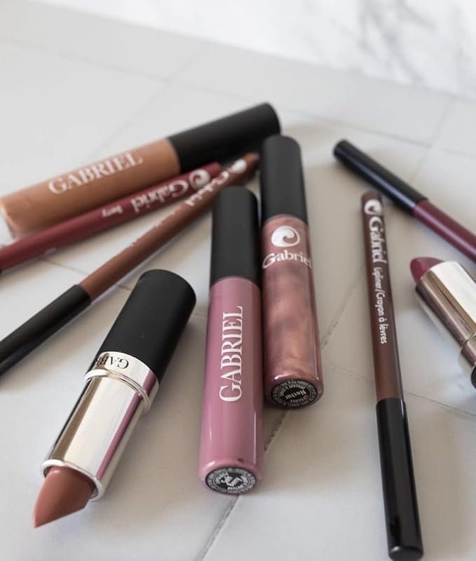 Gabriel Cosmetics Lip Gloss, Natural Lipgloss, Paraben Free, Vegan, Gluten-free,Cruelty-free, Non GMO, High performance and long lasting, Infused with Jojoba Seed Oil and Aloe, .27 fl oz. (Softberry)