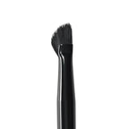 e.l.f. Wing It Liner Brush, Curved Eyeliner Brush For Creating a Precise Winged Look, Made With Synthetic Bristles, Vegan & Cruelty-Free