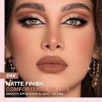 Silky Smooth Retractable Matte Lip Liner Pencil, Light Orange Lip Liner Long-Lasting Creamy Formula for Shaping & Sculpting Lips, Matte Velvet Pigmented Lip Liner Crayon Lipstick 04#