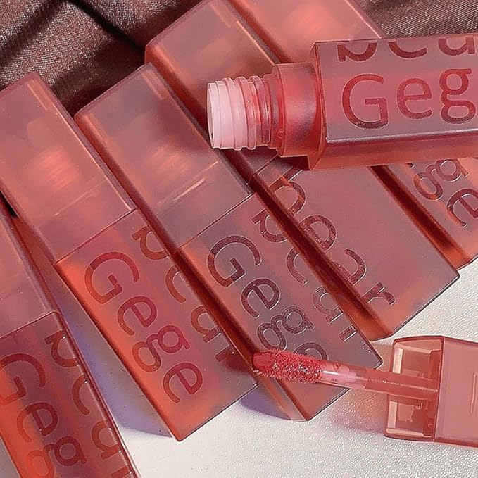 Smooth Luster Lip Glaze, Lightweight Moisturizing,High Impact Lip Color, Full Coverage Lip Makeup, Long Lasting Waterproof Moisturizer Lip Glaze (Vintage Chili)