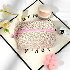 Soidram quilted makeup bag floral