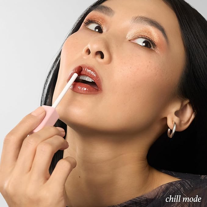 Julep So Plush Plumping Lip Gloss – High-Shine, Non-Sticky Lip Color - Vitamin E for Soothing & Repair – Cruelty-Free, Moisturizing Gloss – Easy Breezy