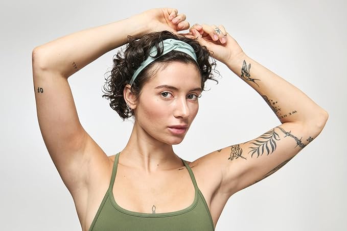 Goody Sport Lycra Head Wrap - 1Ct, Green, Quick-Dry Headbands for Women & Men, Versatile Hair Accessories with Sport-Level Grip, All Hair Types