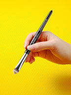 EIGSHOW Concealer Brush Under Eye, Small Triangle Brushes for Precise Coverage Dark Circles Blemishes Acne, Blending Cream and Liquid (F658)