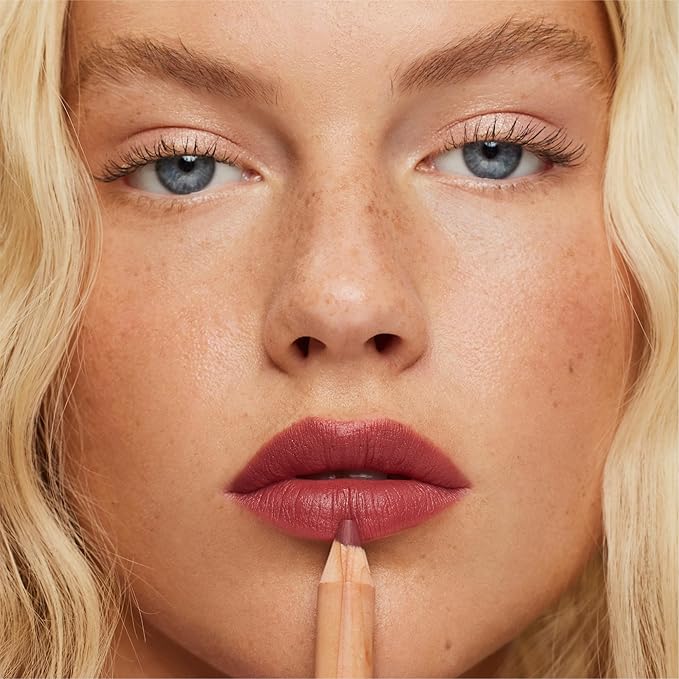 ILIA - Lip Sketch Hydrating Crayon | Non-Toxic, Cruelty-Free, Hyaluronic Acid, Hydrating + Long Lasting, Crease-Resistant, Demi-Matte (Gala)