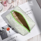 Soidram floral makeup bag quilted