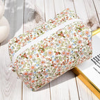 Soidram floral makeup bag quilted