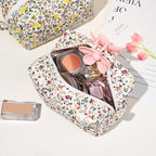 Soidram floral makeup bag quilted