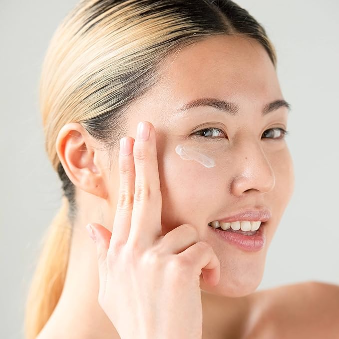 Karuna - Wake Up Eye Cream with Coffee Cherry & Tri-Peptides, Caffeine Eye Cream, Under Eye Brightener, Anti Aging Serum, Moisturizer for Puffiness, Boost Collagen for Fine Lines & Dark Circles, 15 ml