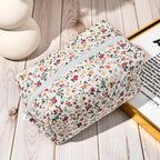 Soidram floral makeup bag quilted