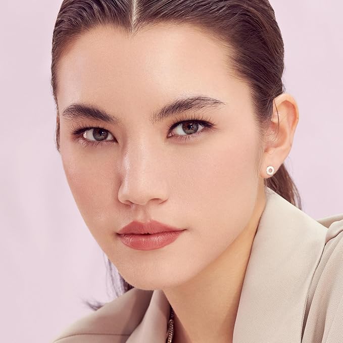 KISS The New Natural, False Eyelashes, 'Pearl Earring', 12 mm, Includes 4 Pairs Of Lashes, Contact Lens Friendly, Easy to Apply, Reusable Strip Lashes