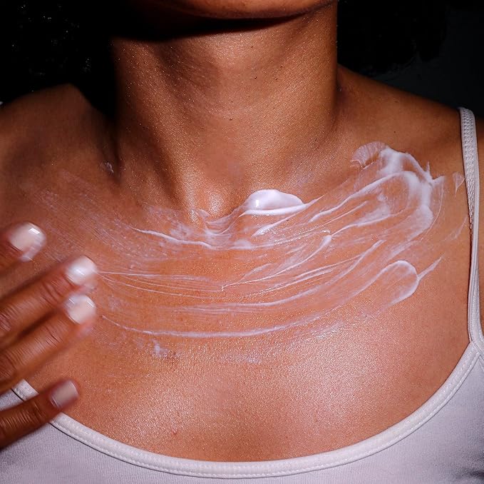 After Sun Milk - Softens and Calms Your Skin After Sun Exposure - Soothes and Refreshes Your Face and Body - Creamy and Penetrates the Skin Easily - Ideal for the Whole Family - 3.4 oz