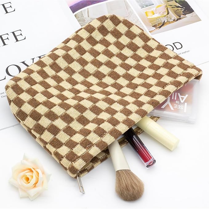 Pazimiik knitted checkered makeup bag