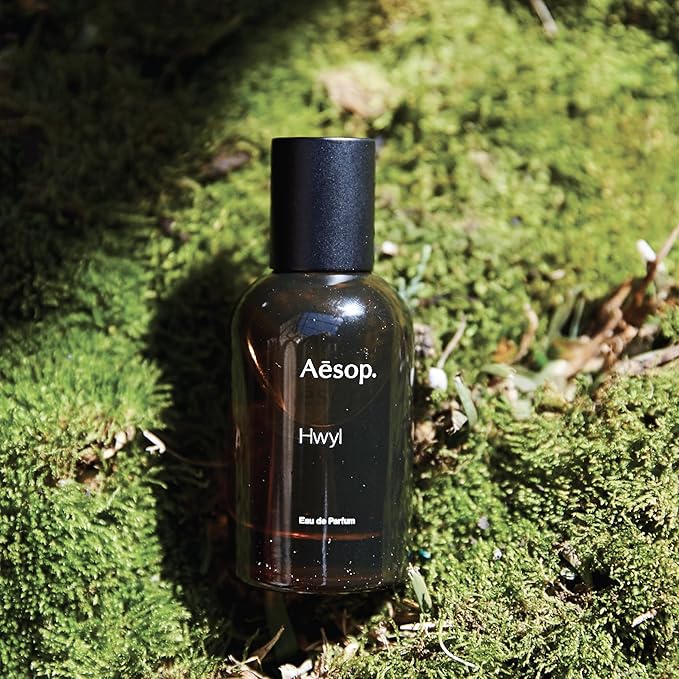 Aesop Hwyl Eau de Parfum | Smoky, Woody, Rich Fragrance | Cypress, Frankincense, Vetiver | Unisex | 1.6 oz