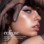 Pippa of London Eclipse Highlighter Palette 381 Make Up for Cheeks and Face with 4 Luxury Highlighters in a Silver Gold Case with Mirror