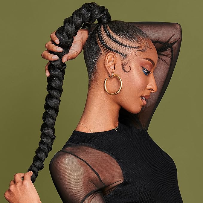 African Pride Olive Miracle Weightless Heat Protection & Hair Shine Mist, Fights Humidity & Shields Against Heat Damage, Enriched with Olive & Tea Tree Oils, 4 oz